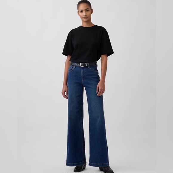 GAP Denim - GAP High Rise Stride Wide Leg Jean Women’s 28 / 6 Regular Dark Wash. Worn Once!